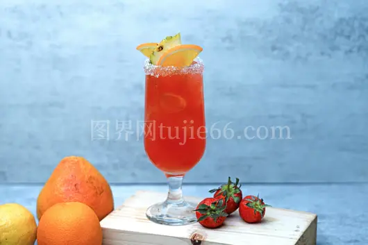 夏日完美柑橘鸡尾酒新鲜果饰