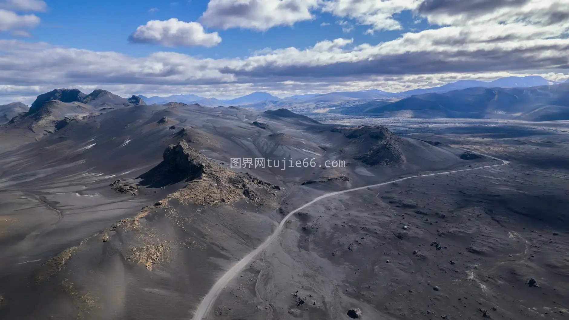 冰岛朗高林伊特拉火山美景天空宁静图片