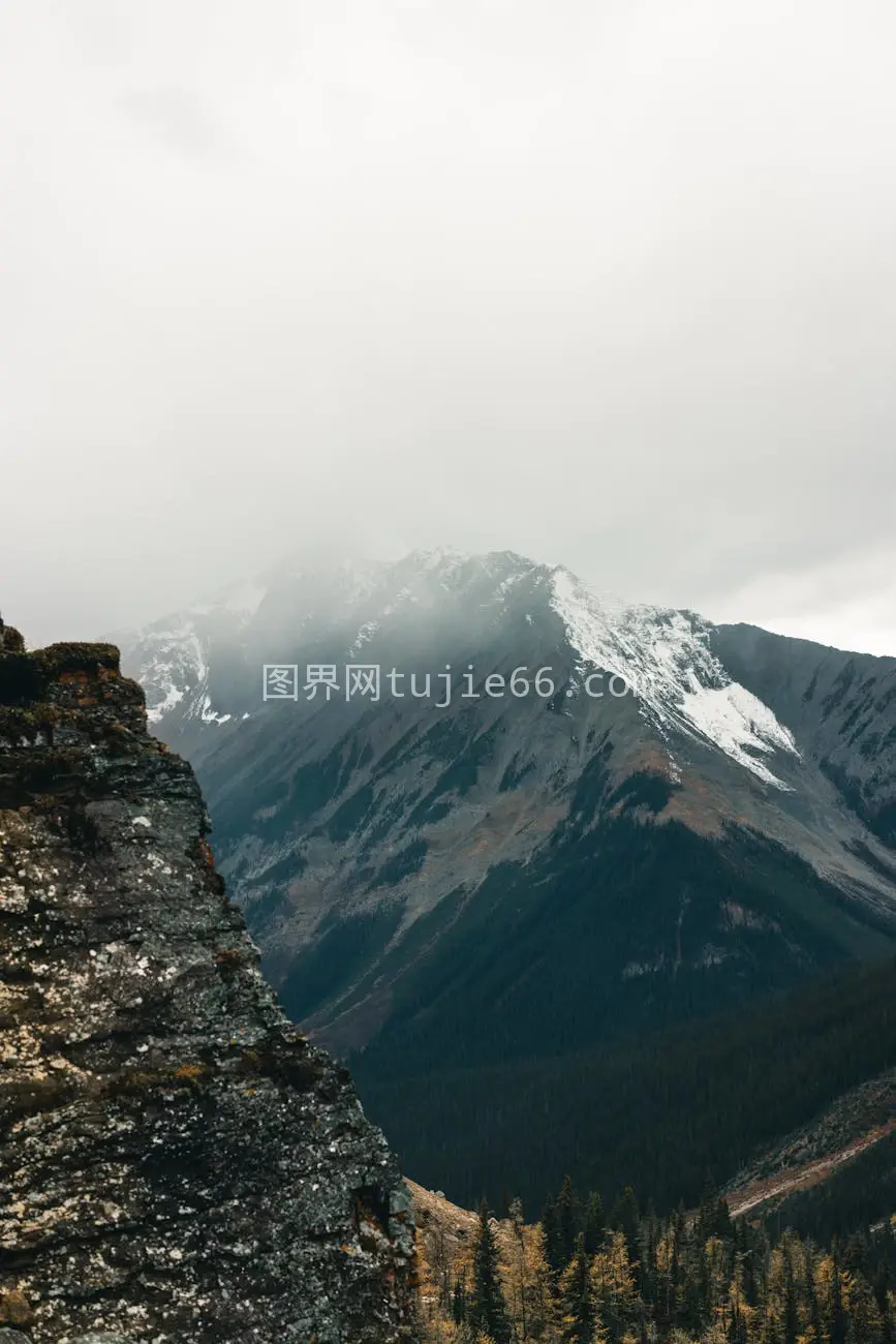 Yoho麦克阿瑟湖探险之旅图片