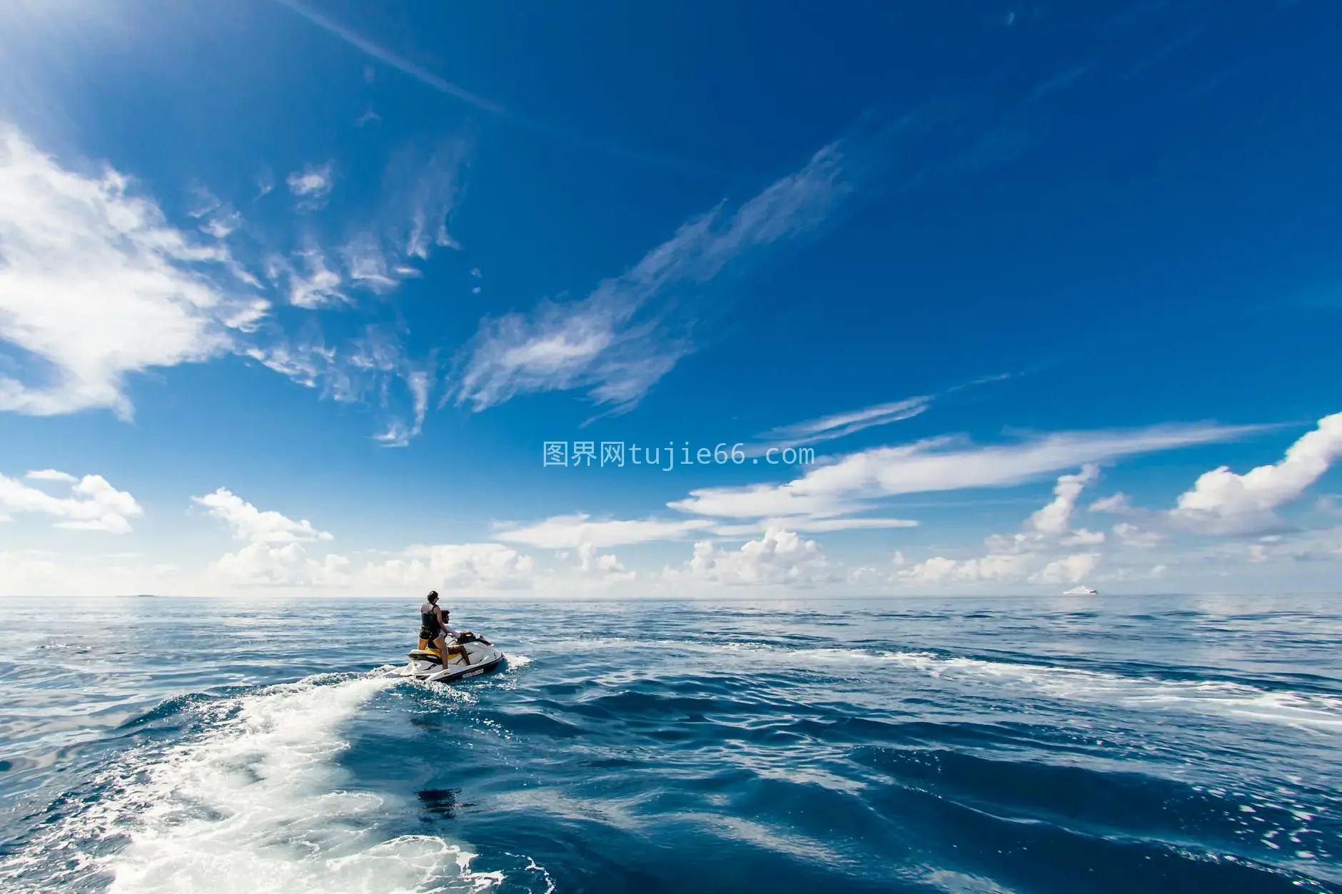 晴空冒险冲浪之旅图片