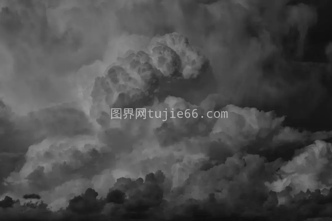 灰度摄影积雨云美图展图片