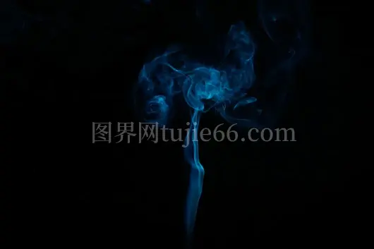 烟雾风华插画呈现