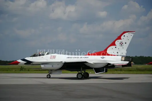 美国空军查尔斯顿展示喷气式军事航空