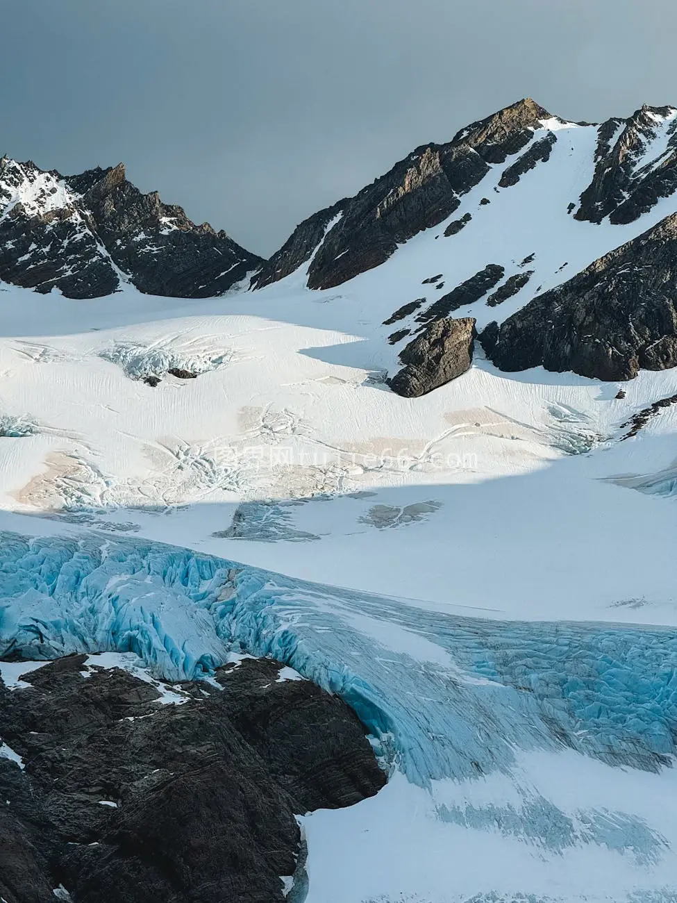 智利巴塔哥尼亚雪山冰川胜景图片