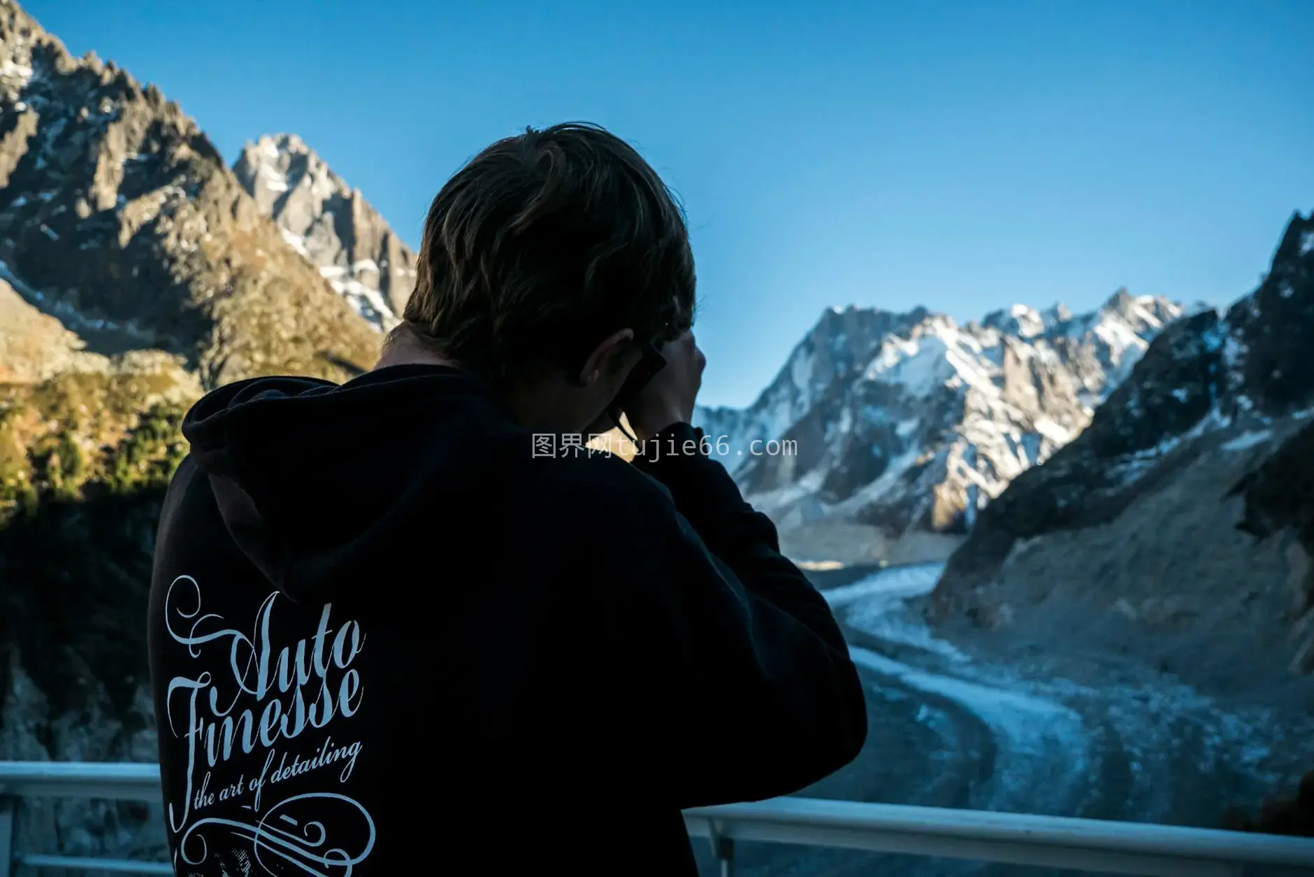 人拍雪山风光照图片