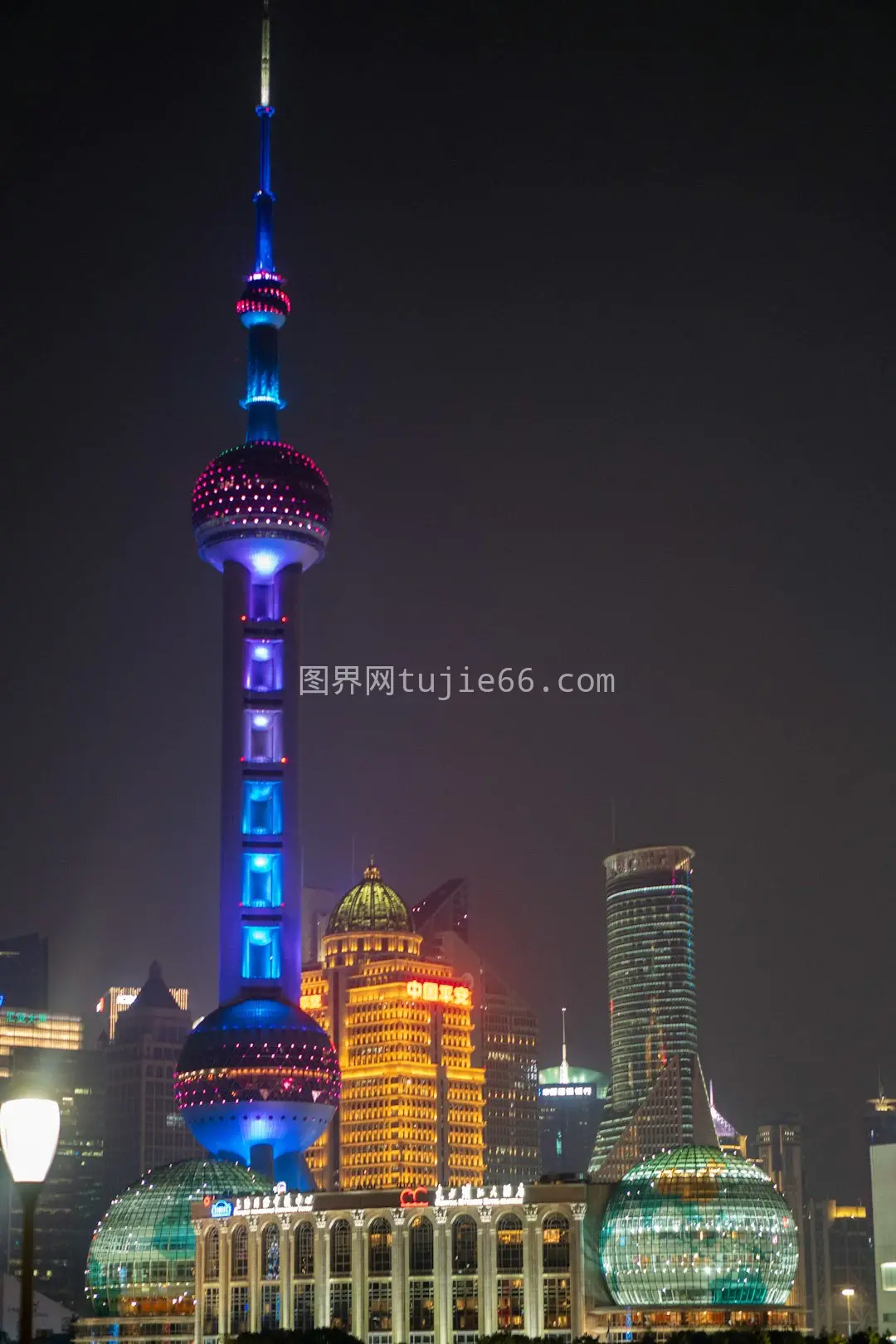 高楼璀璨夜景美轮美奂图片