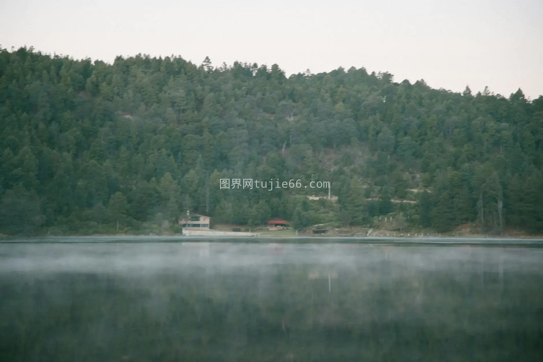 墨西哥米却肯州洛斯阿苏弗雷斯湖景图片