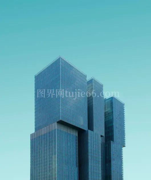 青绿高楼摩天建筑