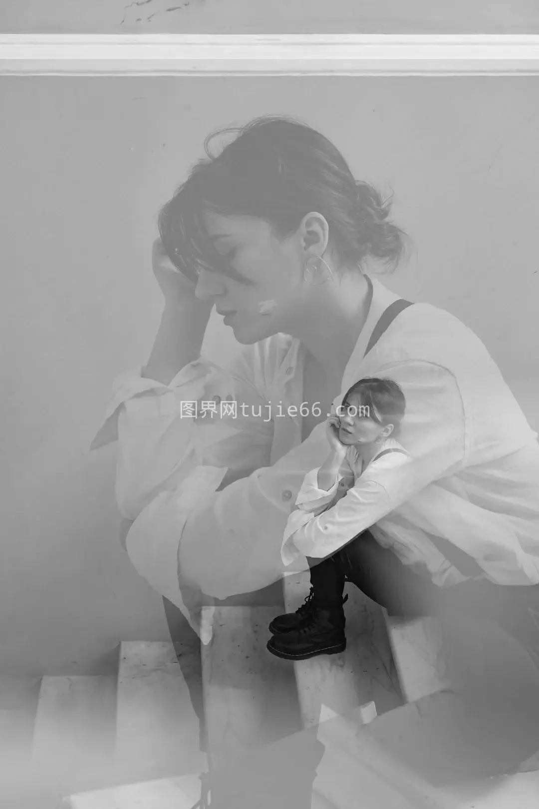 女性白色长袖衬衫形象图片