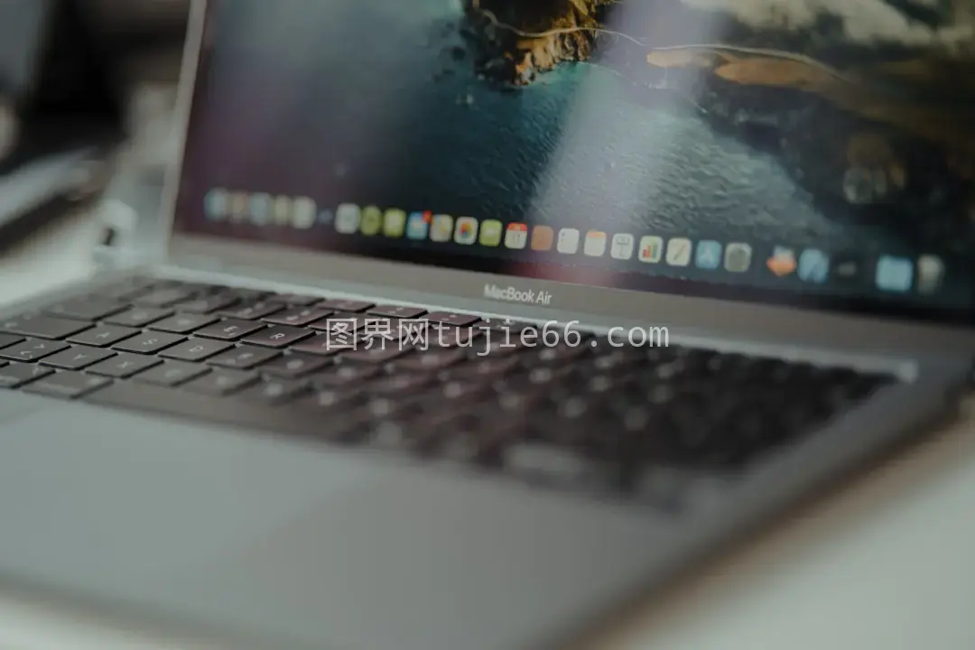 MacBook Pro展现游戏应用风采图片