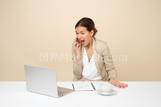 情绪爆发 终于忍无可忍