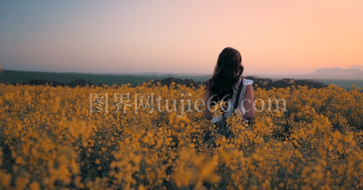 花田女士拍照瞬间