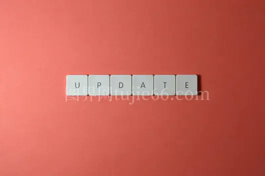 红色背景键盘排列update科技概念展示