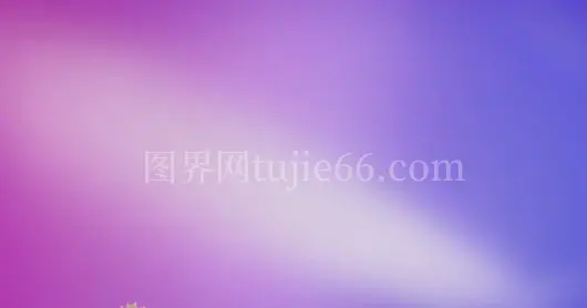 手持花顶冰淇淋筒的女子