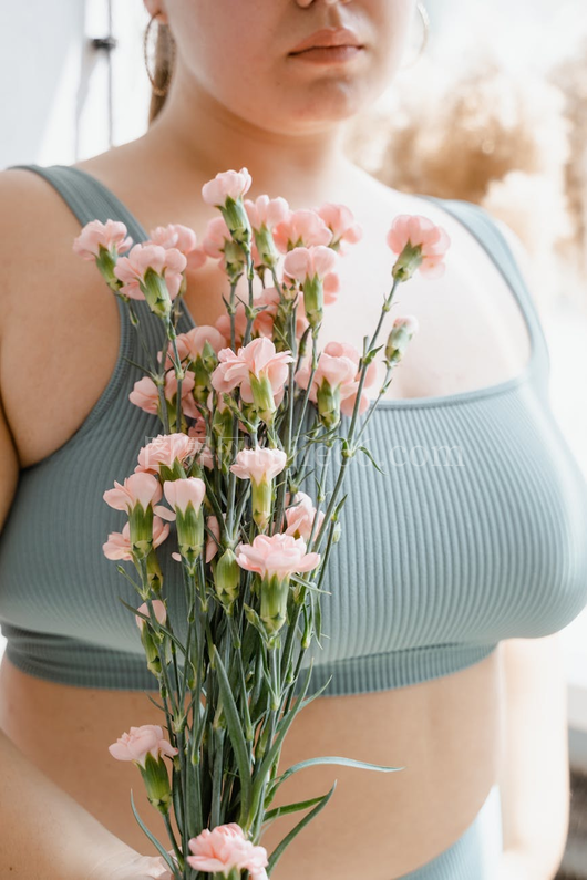 自信女性简约美