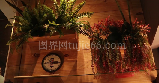 理发店货架产品展示