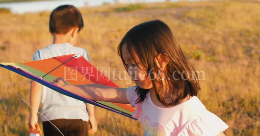 亲子欢乐时光男性与童趣同行