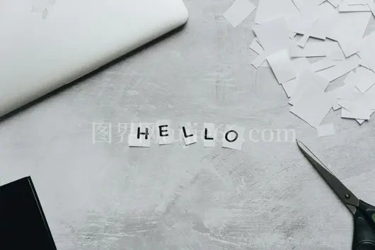 创意空间剪刀拼贴hello