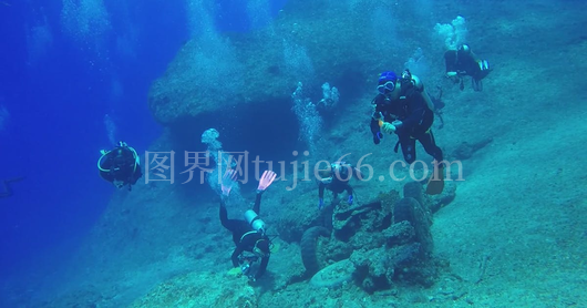 沉船遗址水下探险奇遇记