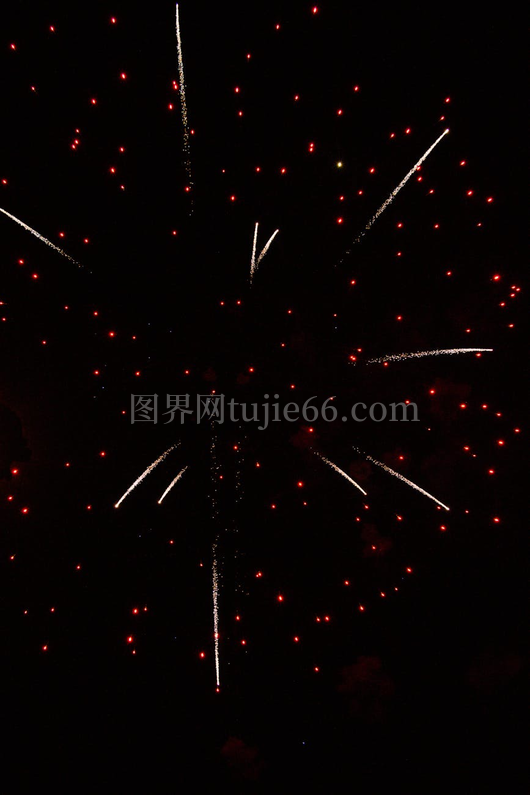 夜空烟花庆祝图案