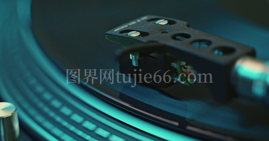 黑胶唱片播放器特写镜头
