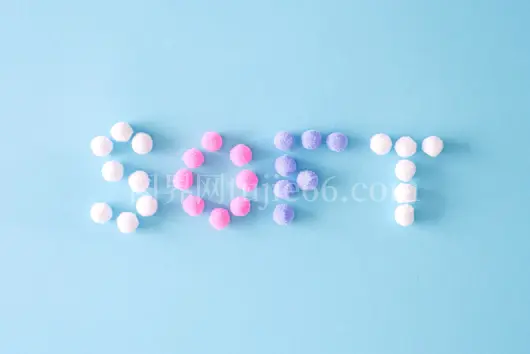 彩色毛线球拼SOFT蓝底柔软质感